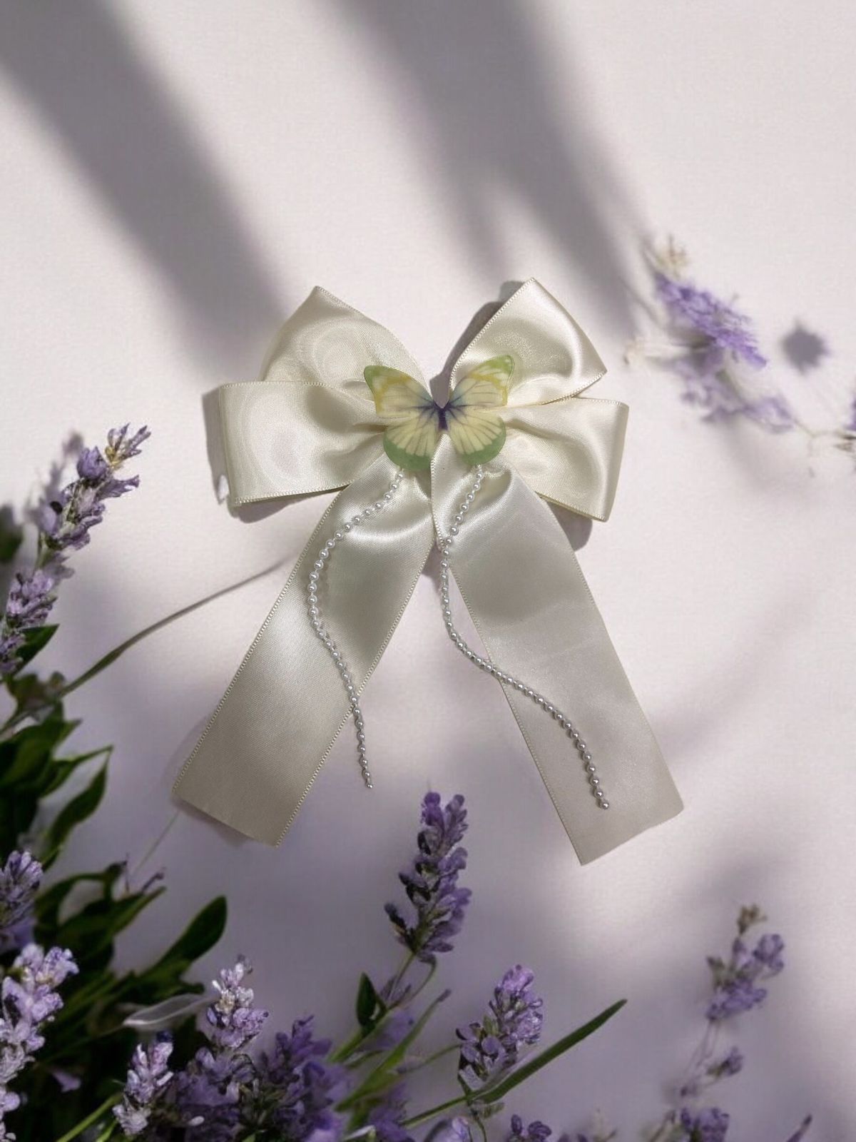 Satin Butterfly Bow Tails Hairpin With White Pearl Strings